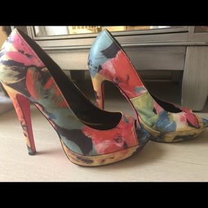 Betsey Johnson floral fun pumps